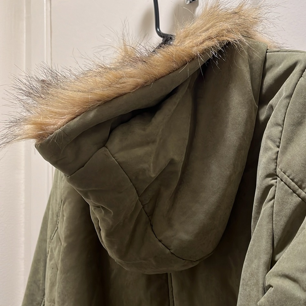 Women’s Army Coat - Picture 7 of 10